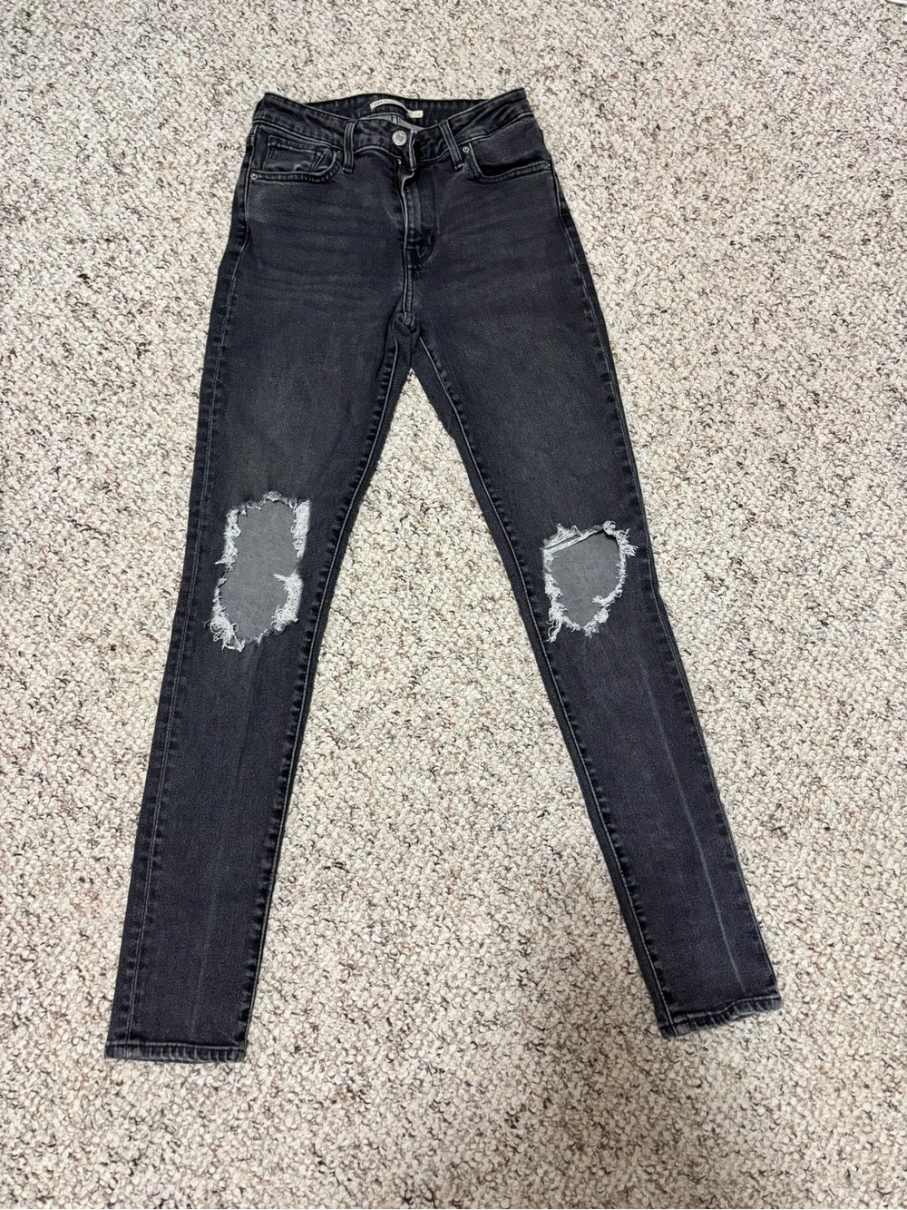 Levi's Black Ripped Skinny Jeans - Women's